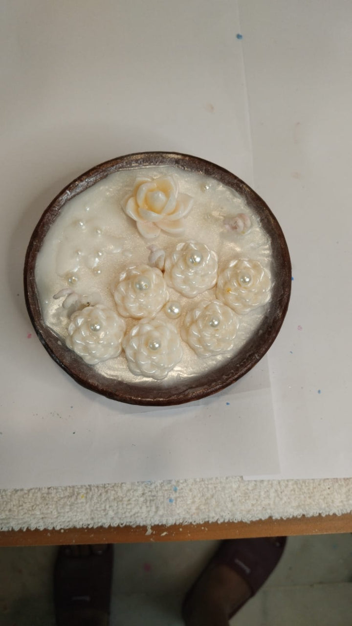 Urli Candle
